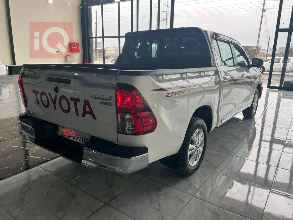 تويوتا هايلوكس